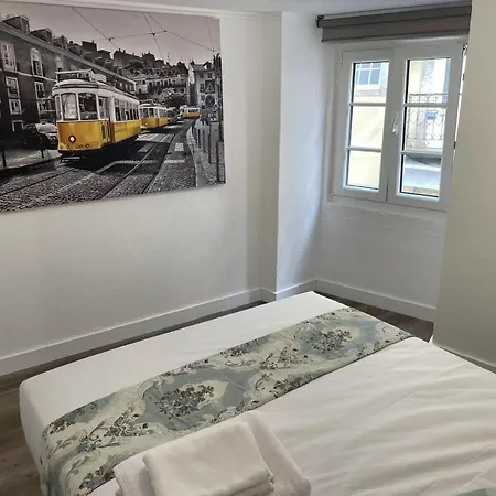 Konukevi Casalondres Emtr77 3*